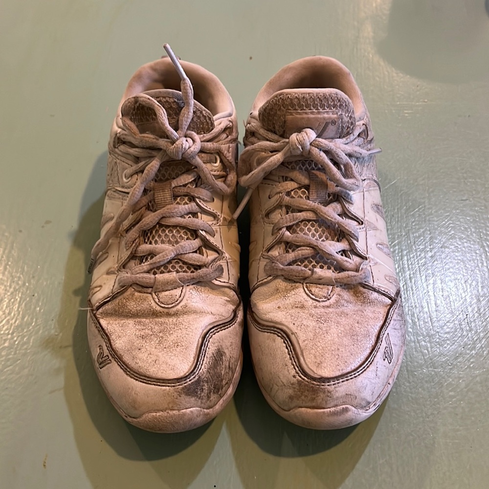 varsity cheer shoes